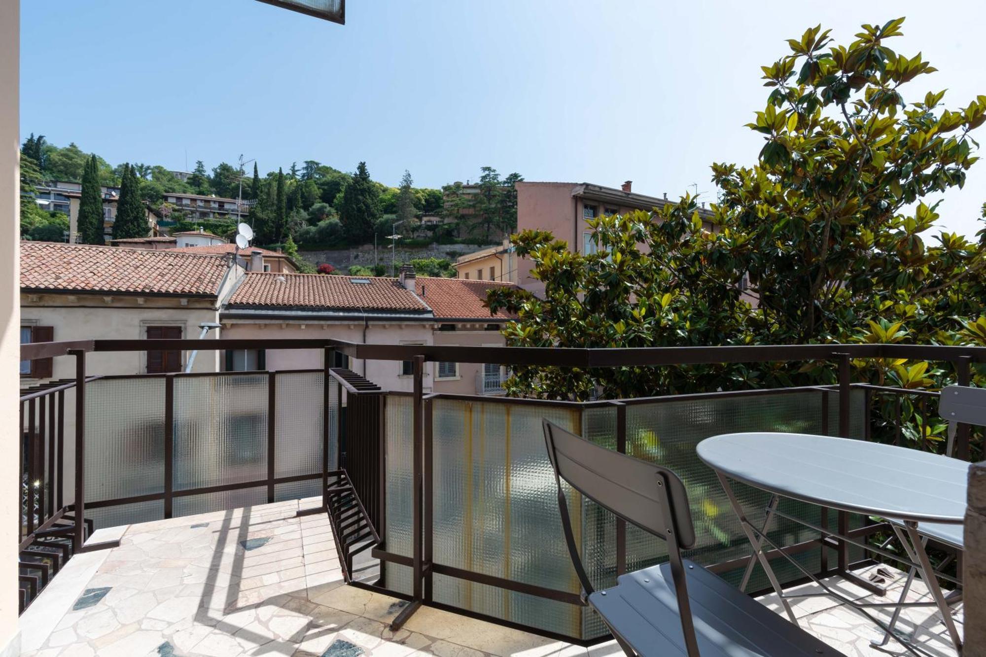 Nino Bixio Apartment Verona Exterior foto